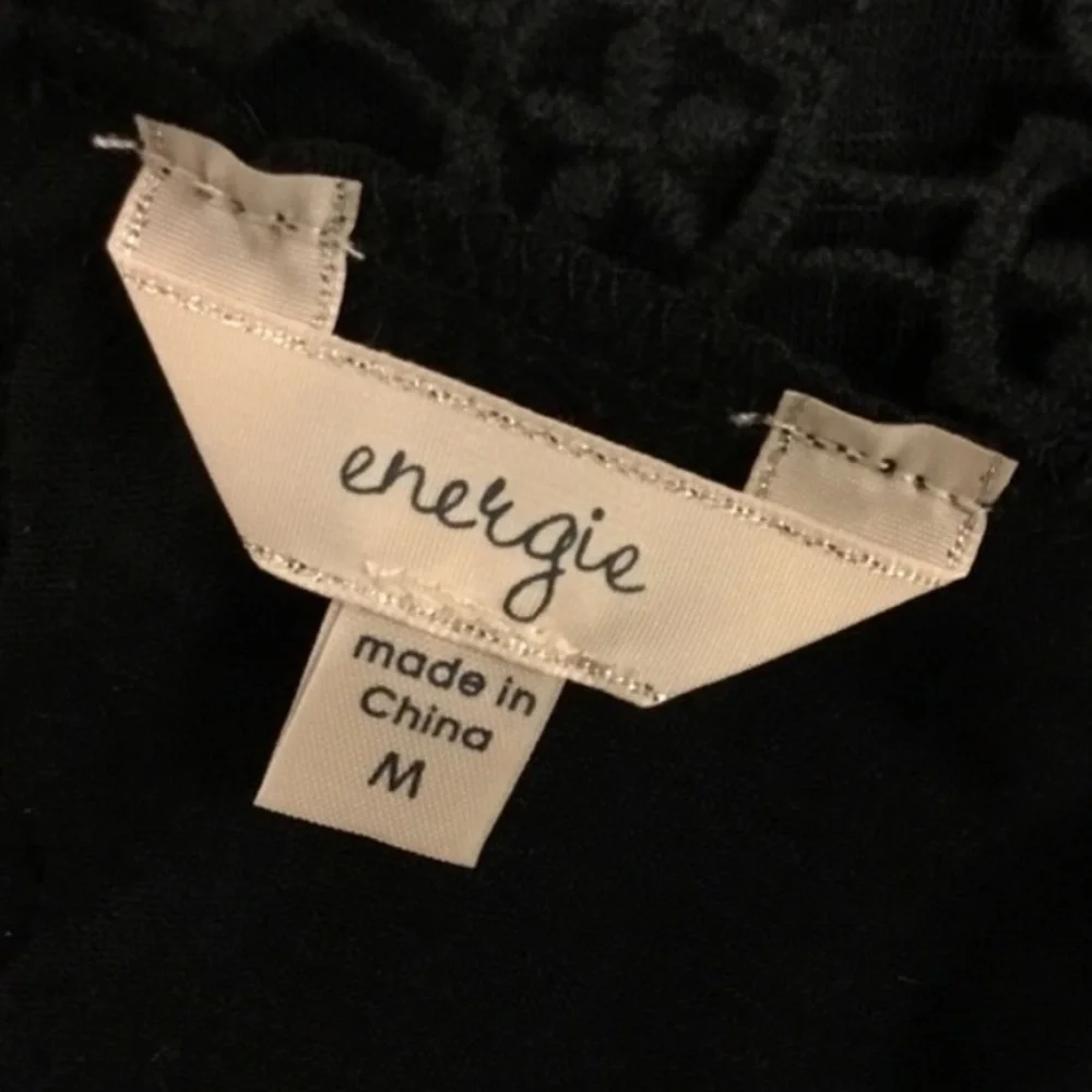 CUTOUT DETAIL BLACK ENERGIE TOP - Picture 4 of 5